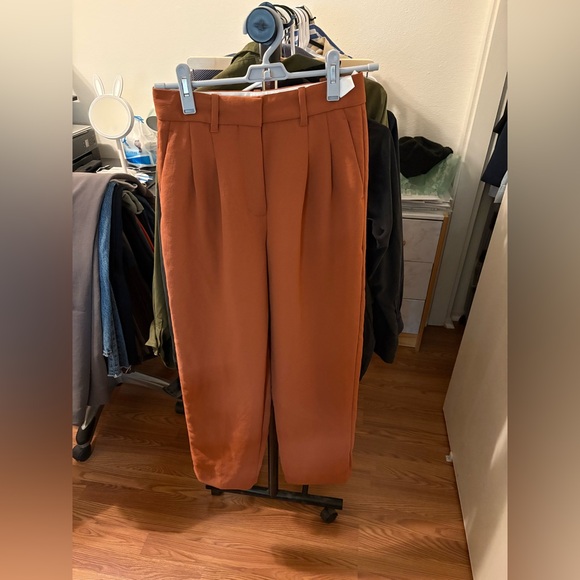 Aritzia Wilfred Carrot Pants - Picture 4 of 6